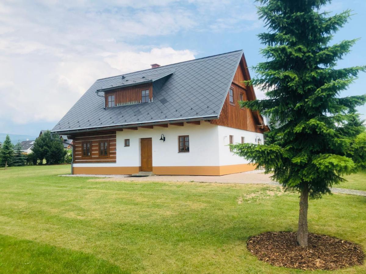Villa Roubenka Adél Vrchlabí Esterno foto